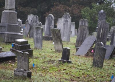 woodstock-cemetery-700x467